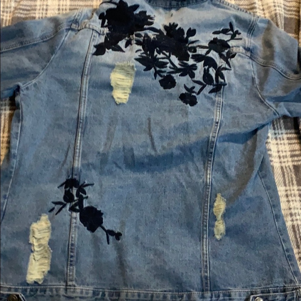 Jean Jacket - Picture 3 of 6